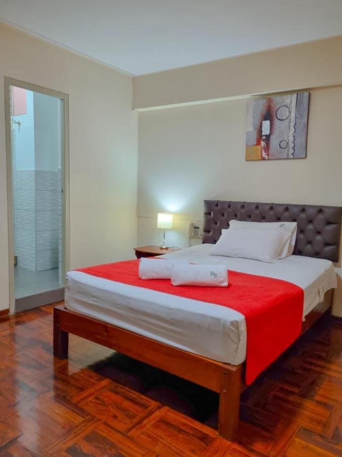Hostal Solari Trujillo Exterior photo